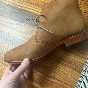 Nisolo size 7 leather booties